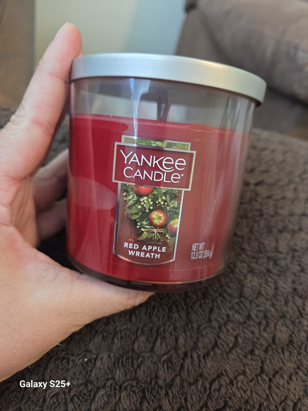 Yankee Candle Red Apple Wreath Scented Candle - Red